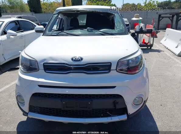 KNDJP3A56J7527433 2018 KIA SOUL White Вид задньої частини салону