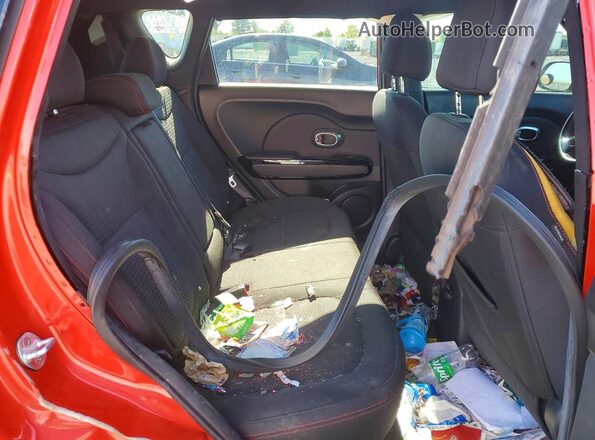 KNDJP3A59K7667641 2019 KIA SOUL Красный Вид задних сидений
