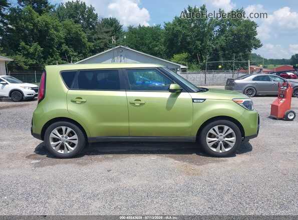 KNDJP3A5XG7861005 2016 KIA SOUL Green Vista interior trasera