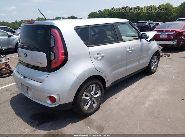 KNDJP3AE1H7023219 2017 KIA SOUL EV Silver Rear right
