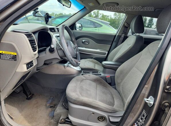 KNDJP3AEXG7006093 2016 KIA SOUL Gray Vista interior delantera