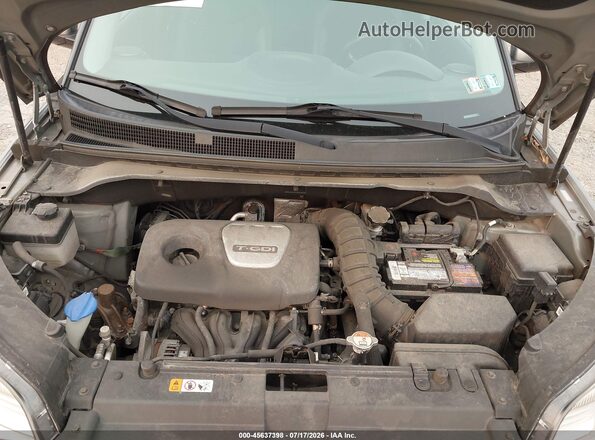 KNDJX3AA2J7515468 2018 KIA SOUL Gray Հետևի տեսք