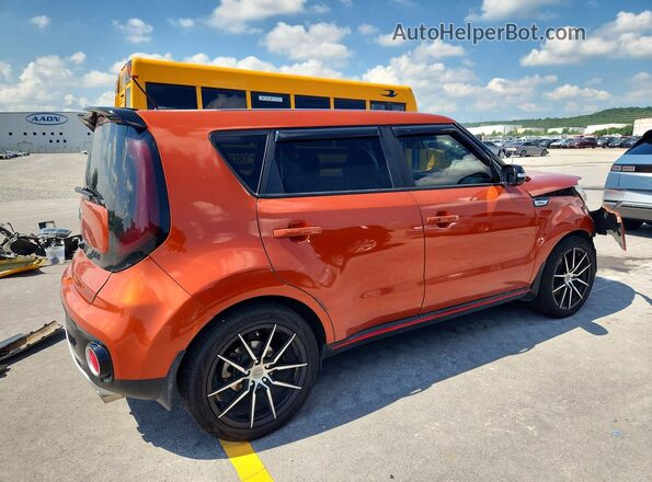 KNDJX3AA2J7584693 2018 KIA SOUL Оранжевый Задняя правая четверть