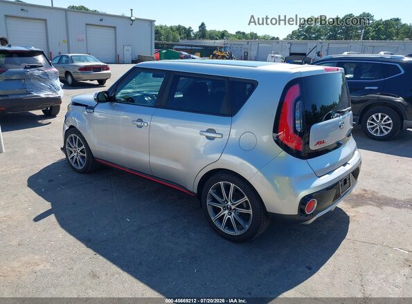 KNDJX3AA7K7629693 2019 KIA SOUL Silver Trasero izquierdo