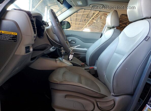 KNDJX3AE7G7017150 2016 KIA SOUL Black Вид салону спереду