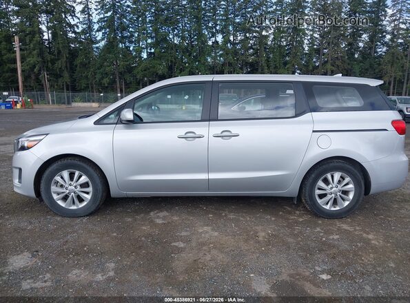 KNDMA5C10J6401515 2018 KIA SEDONA Silver Widok wnętrza 360 stopni