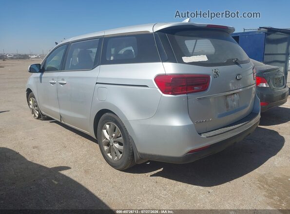 KNDMA5C15K6539665 2019 KIA SEDONA Серебряный Задняя левая четверть