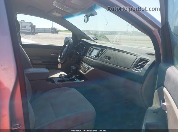 KNDMA5C15K6539665 2019 KIA SEDONA Серебряный Вид салона спереди