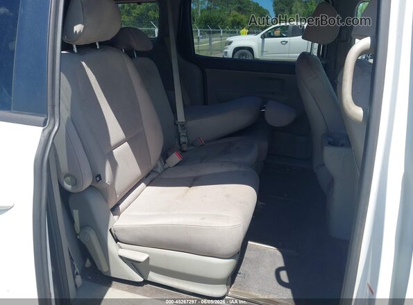 KNDMB5C10G6119588 2016 KIA SEDONA White VIN sticker view