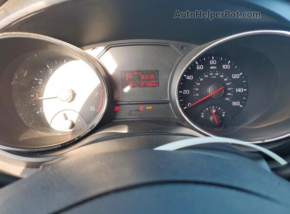 KNDMB5C10H6241157 2017 KIA SEDONA Burgundy ხელსაწყოთა პანელის ხედი