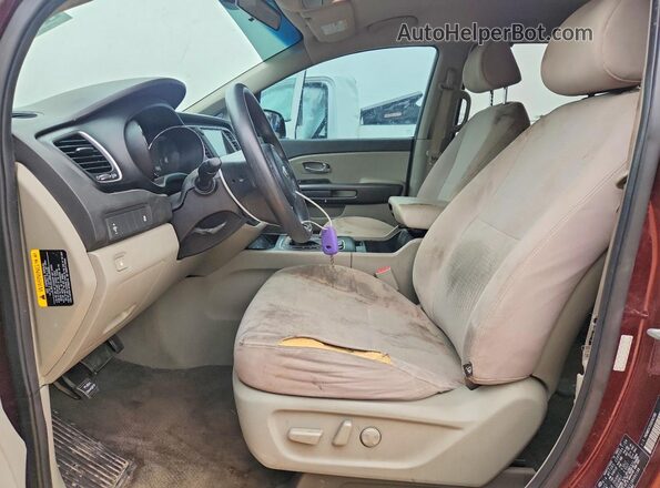 KNDMB5C11G6092188 2016 KIA SEDONA Темно-бордовый Вид салона спереди