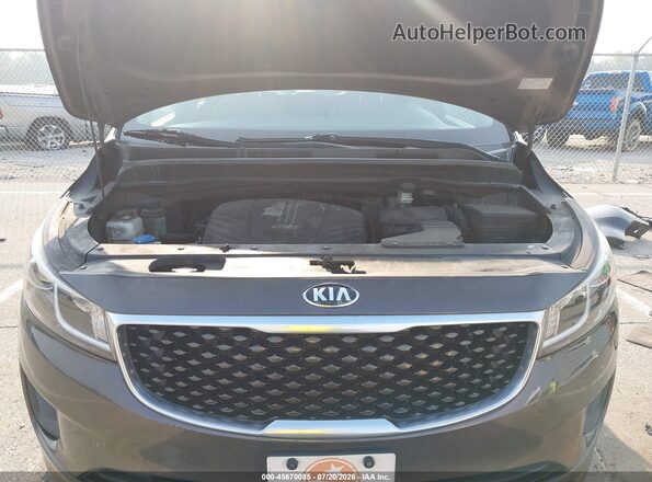 KNDMB5C11G6165897 2016 KIA SEDONA Brown Rear view