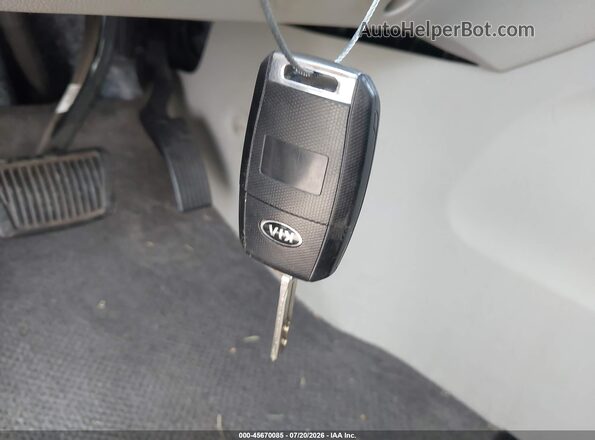 KNDMB5C11G6165897 2016 KIA SEDONA Brown Dashboard view