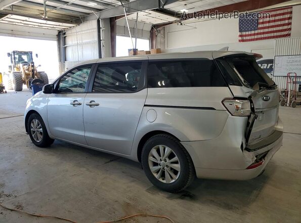 KNDMB5C11H6224433 2017 KIA SEDONA Серебряный Задняя левая четверть