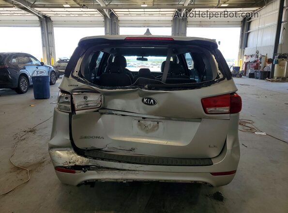 KNDMB5C11H6224433 2017 KIA SEDONA Серебряный Вид сзади