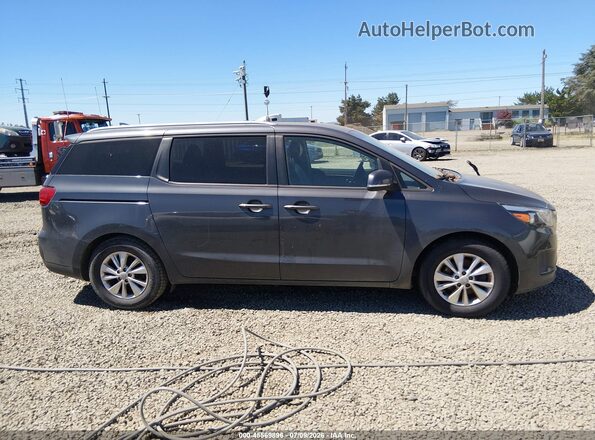 KNDMB5C11H6339436 2017 KIA SEDONA Black Вид задньої частини салону