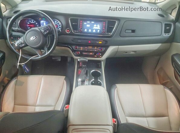 KNDMB5C11L6609340 2020 KIA SEDONA Темно-бордовый Вид панели приборов