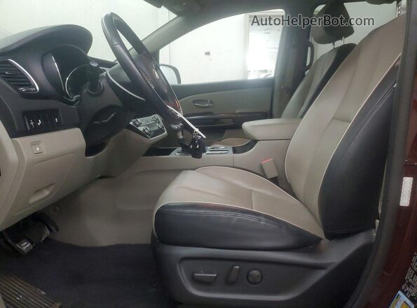KNDMB5C11L6609340 2020 KIA SEDONA Темно-бордовый Вид салона спереди