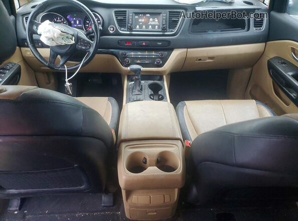 KNDMB5C12H6325948 2017 KIA SEDONA White Առջևի վահանակի տեսք