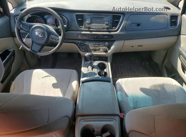 KNDMB5C13G6095965 2016 KIA SEDONA Угольный Вид панели приборов