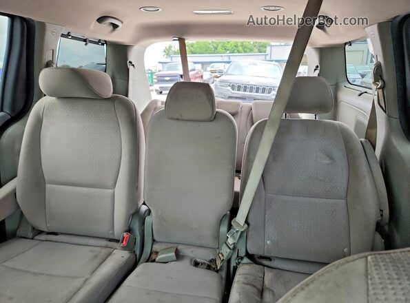 KNDMB5C13G6130536 2016 KIA SEDONA Gray Вид задніх сидінь