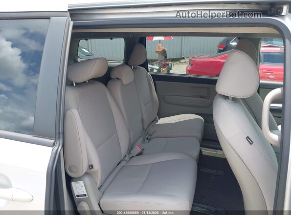 KNDMB5C13G6173404 2016 KIA SEDONA Gray Вид наклейки з VIN-кодом