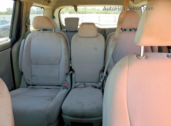 KNDMB5C13G6197833 2016 KIA SEDONA Gray Հետևի նստատեղերի տեսք