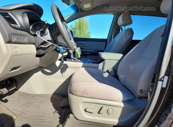 KNDMB5C13G6201461 2016 KIA SEDONA Brown Widok wnętrza z przodu
