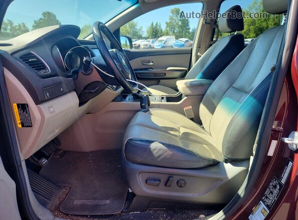 KNDMB5C13H6251309 2017 KIA SEDONA Бордовый Вид салона спереди