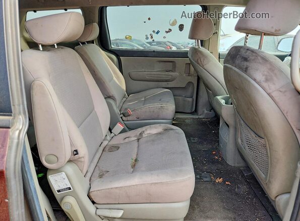 KNDMB5C14G6197632 2016 KIA SEDONA Burgundy უკანა სალონის ხედი