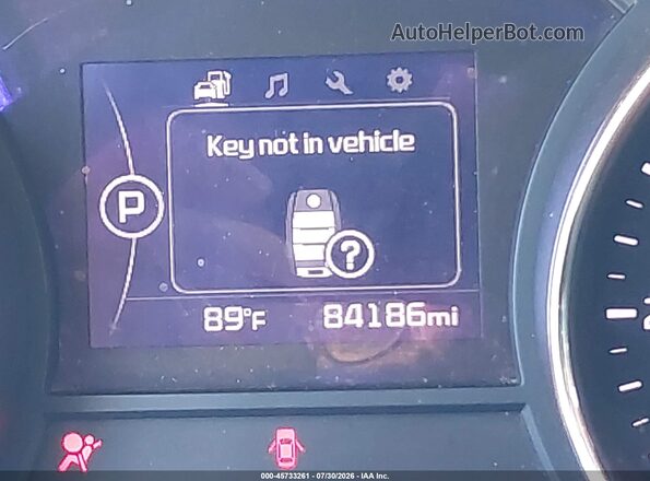 KNDMB5C14H6339186 2017 KIA SEDONA Белый 