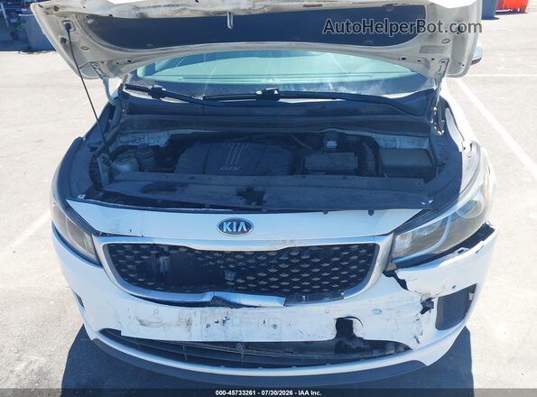 KNDMB5C14H6339186 2017 KIA SEDONA Белый Вид сзади