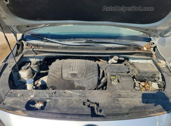 KNDMB5C15H6265955 2017 KIA SEDONA Silver Widok komory silnika