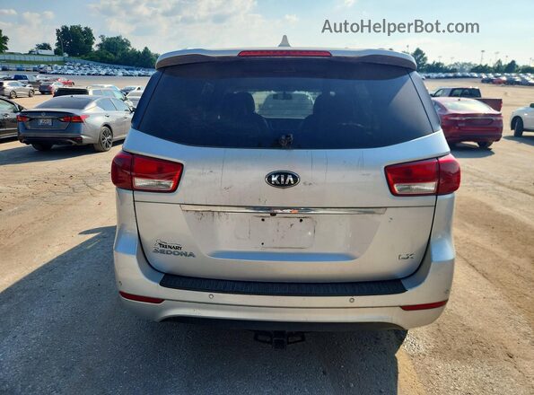 KNDMB5C15H6265955 2017 KIA SEDONA Silver Widok z tyłu