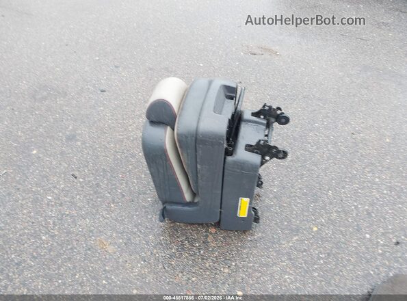 KNDMB5C15H6325491 2017 KIA SEDONA Gray ხელსაწყოთა პანელის ხედი