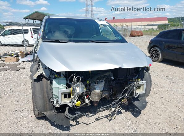 KNDMB5C15L6582319 2020 KIA SEDONA Silver Front view