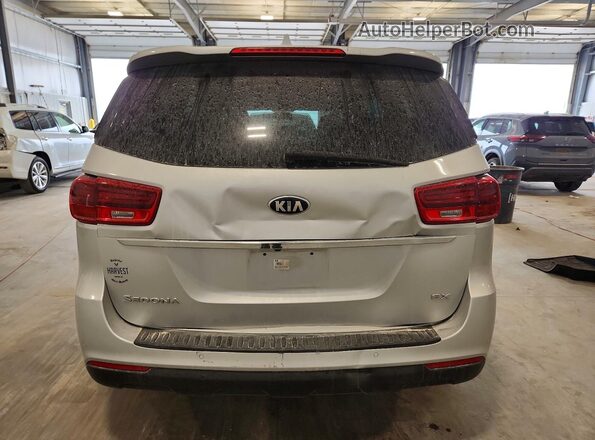 KNDMB5C15L6635908 2020 KIA SEDONA Gray უკანა ხედი