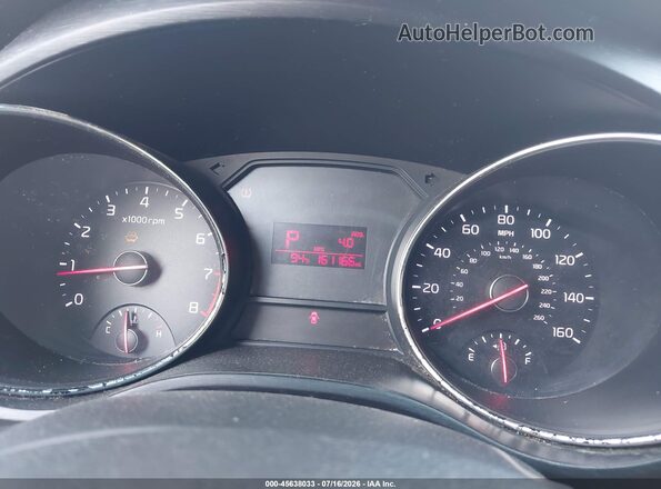 KNDMB5C16G6084832 2016 KIA SEDONA White Widok tylnych siedzeń
