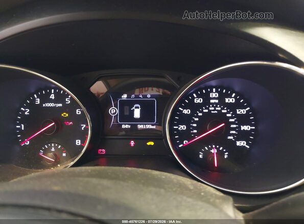 KNDMB5C16H6249523 2017 KIA SEDONA White Widok tylnych siedzeń