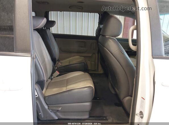 KNDMB5C16H6249523 2017 KIA SEDONA White Widok naklejki z numerem VIN