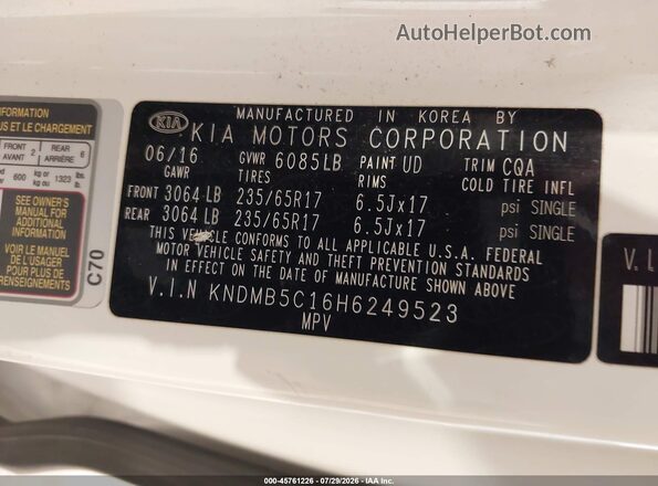 KNDMB5C16H6249523 2017 KIA SEDONA White Widok komory silnika