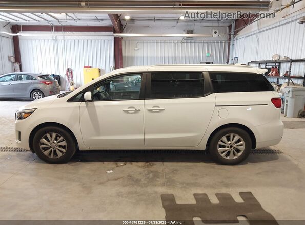 KNDMB5C16H6249523 2017 KIA SEDONA White 