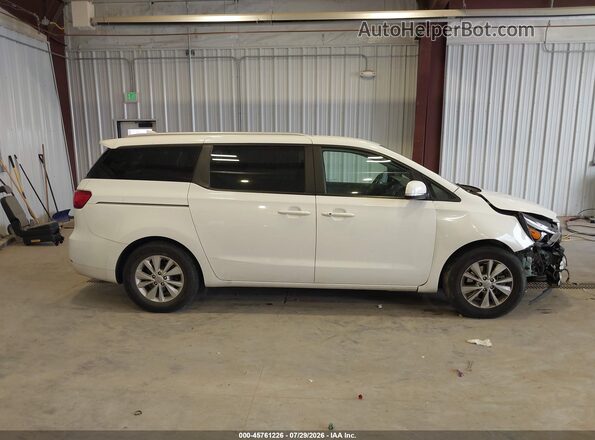 KNDMB5C16H6249523 2017 KIA SEDONA White Widok wnętrza 360 stopni