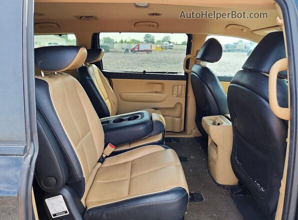 KNDMB5C16J6367898 2018 KIA SEDONA Black Widok wnętrza z tyłu