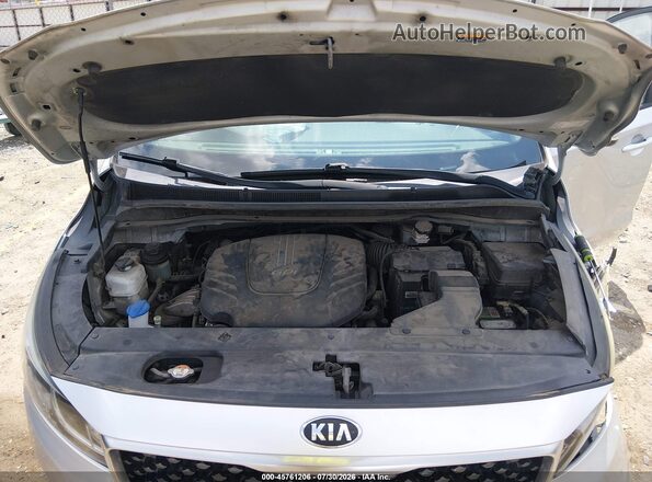 KNDMB5C17G6085570 2016 KIA SEDONA Silver უკანა ხედი