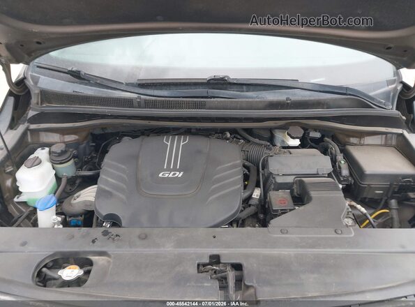 KNDMB5C17G6093751 2016 KIA SEDONA Brown Rear view