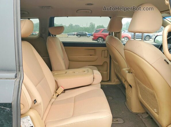 KNDMB5C17G6171381 2016 KIA SEDONA Black უკანა სალონის ხედი