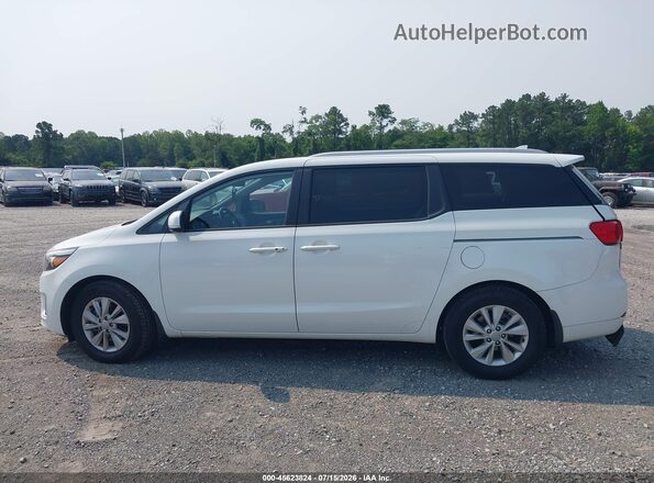 KNDMB5C17G6213855 2016 KIA SEDONA White 360 interior view