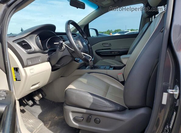 KNDMB5C17G6216352 2016 KIA SEDONA Gray Vista interior delantera