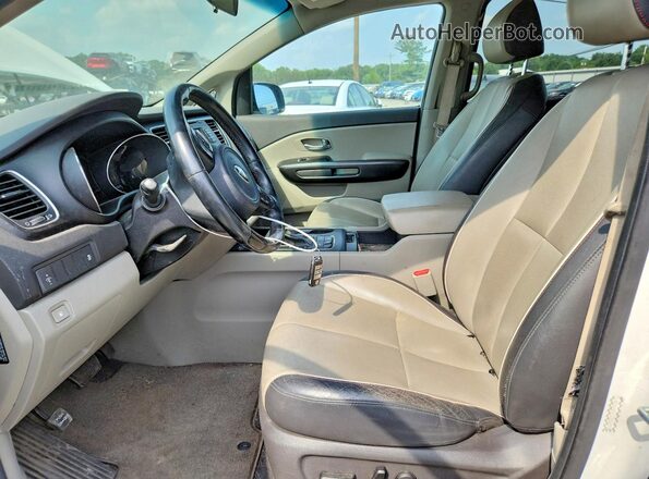 KNDMB5C17H6239230 2017 KIA SEDONA White წინა სალონის ხედი